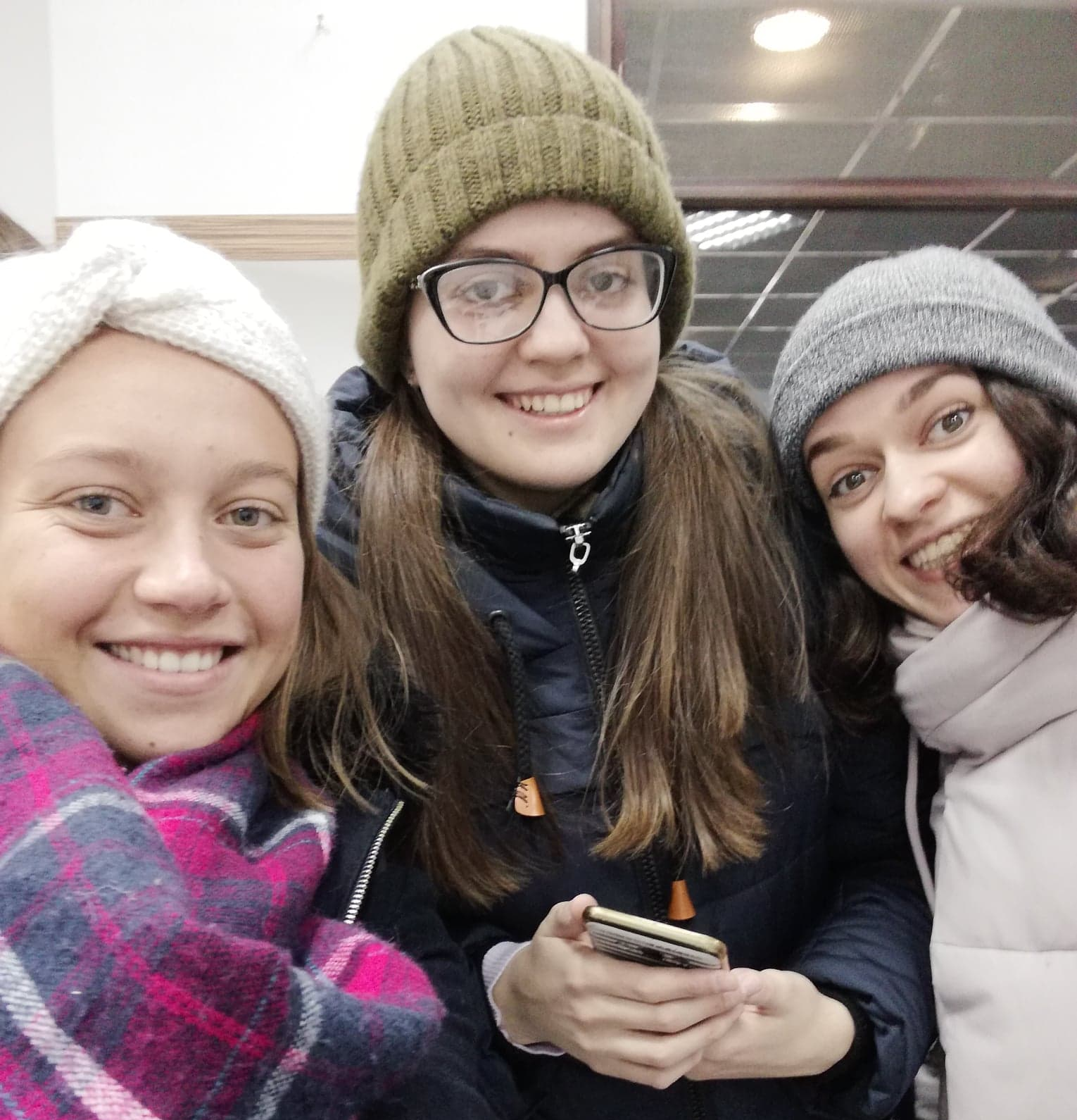 Friendship, travel and culture : enjoy the volunteering